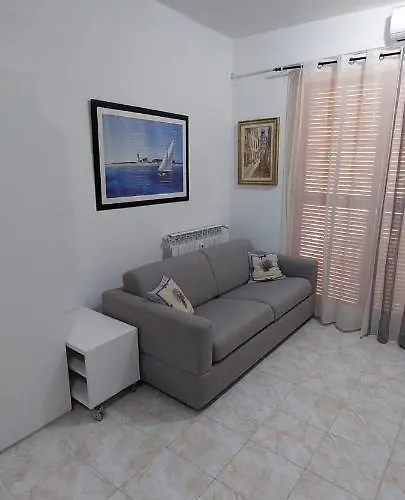 Appartement Ampio Monolocale Con Terrazzo - A 2 Passi Dal Mare Latte