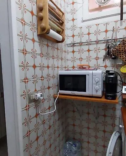 Ampio Monolocale Con Terrazzo - A 2 Passi Dal Mare *