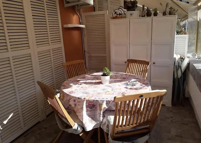 Ampio Monolocale Con Terrazzo - A 2 Passi Dal Mare Latte