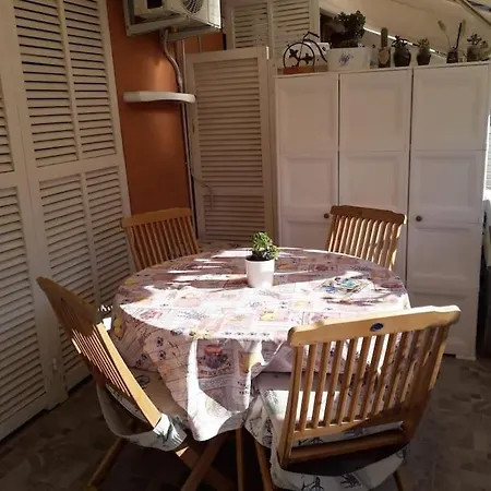 Ampio Monolocale Con Terrazzo - A 2 Passi Dal Mare Latte